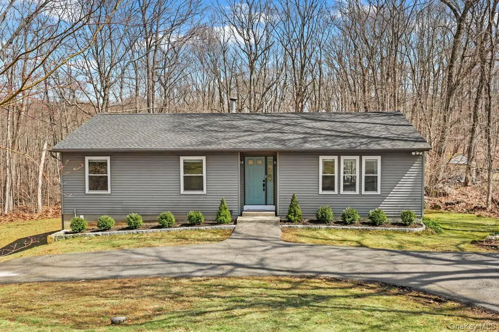 158 Kent Shore Drive Carmel NY 10512