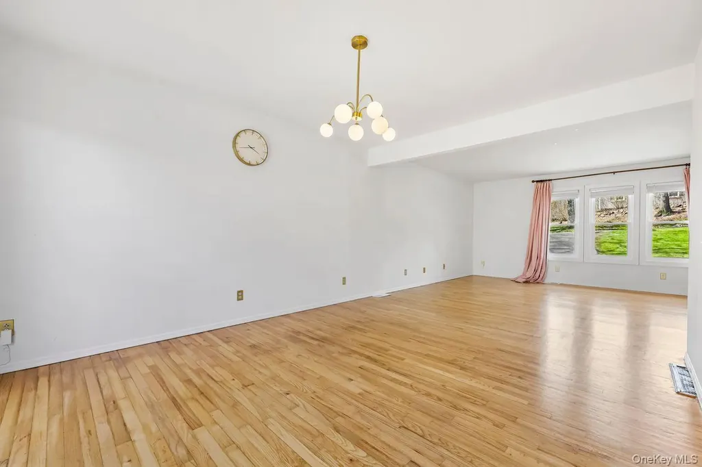 158 Kent Shore Drive Carmel NY 10512