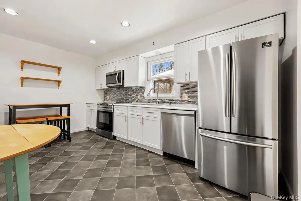 158 Kent Shore Drive Carmel NY 10512