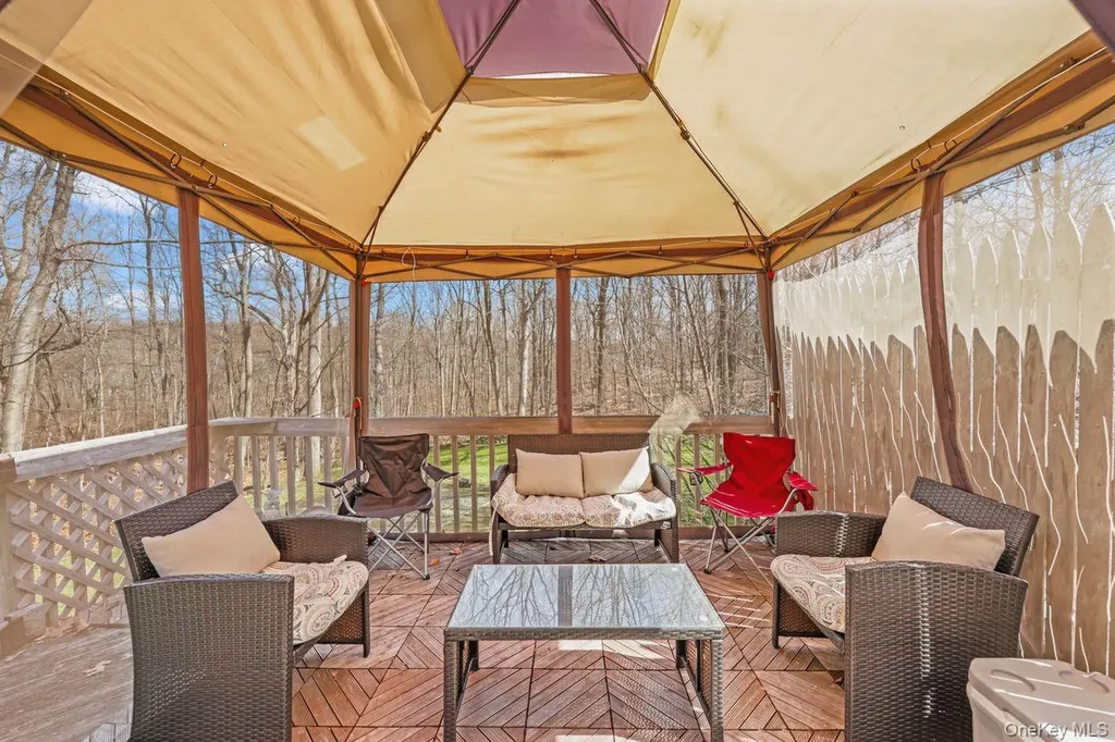 158 Kent Shore Drive Carmel NY 10512