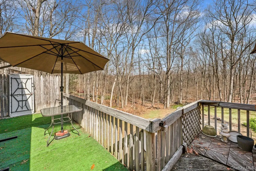 158 Kent Shore Drive Carmel NY 10512