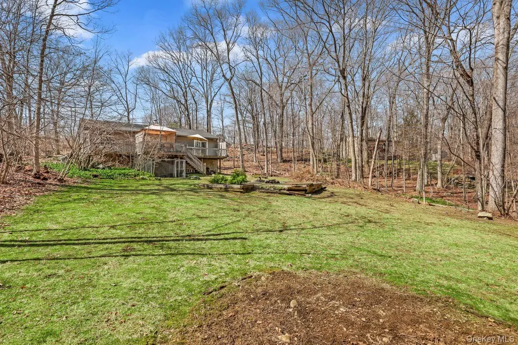 158 Kent Shore Drive Carmel NY 10512