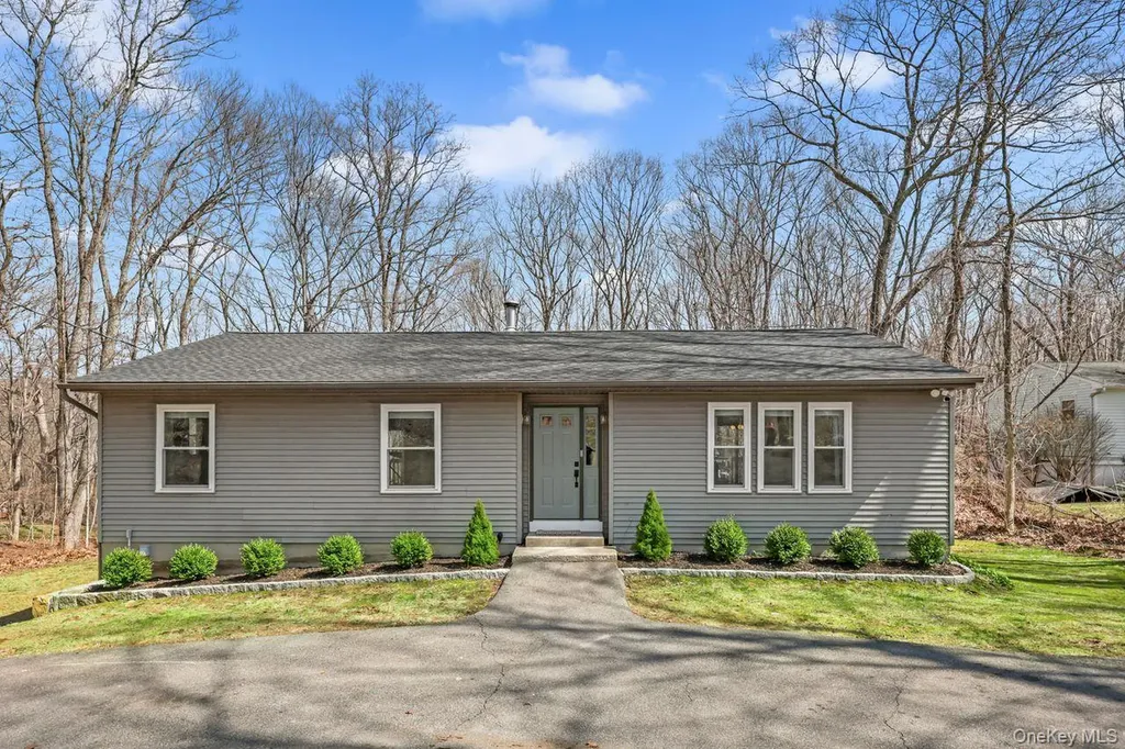 158 Kent Shore Drive Carmel NY 10512