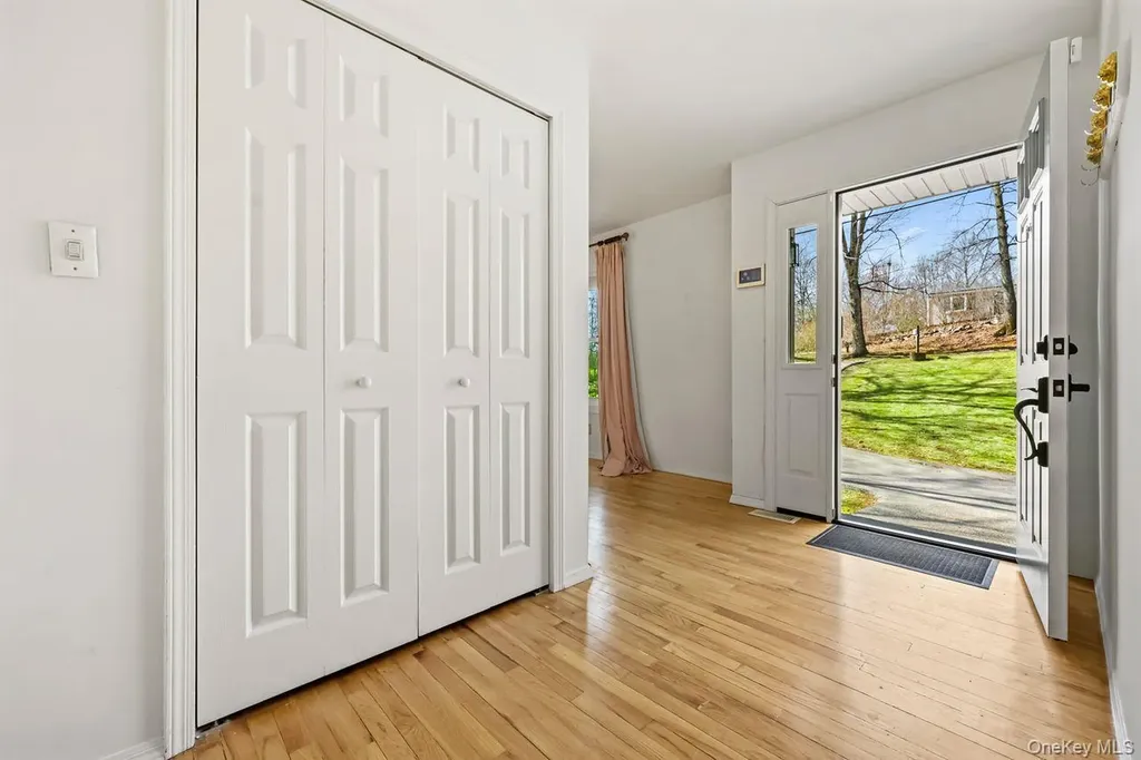 158 Kent Shore Drive Carmel NY 10512