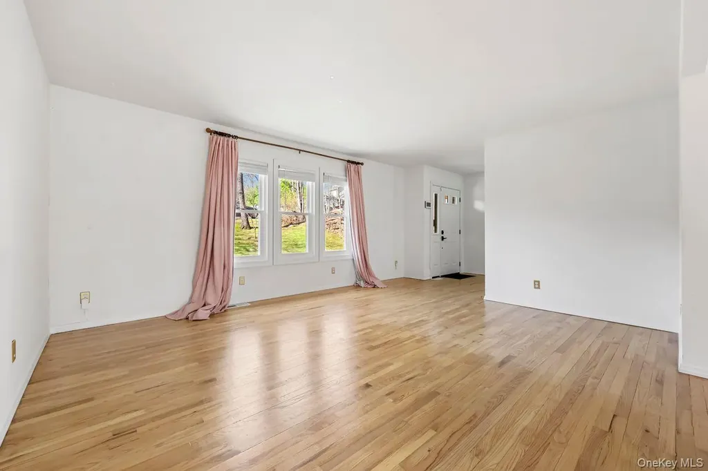 158 Kent Shore Drive Carmel NY 10512