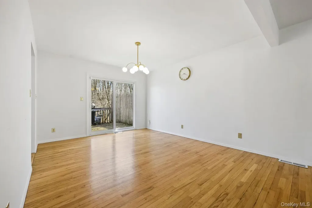 158 Kent Shore Drive Carmel NY 10512