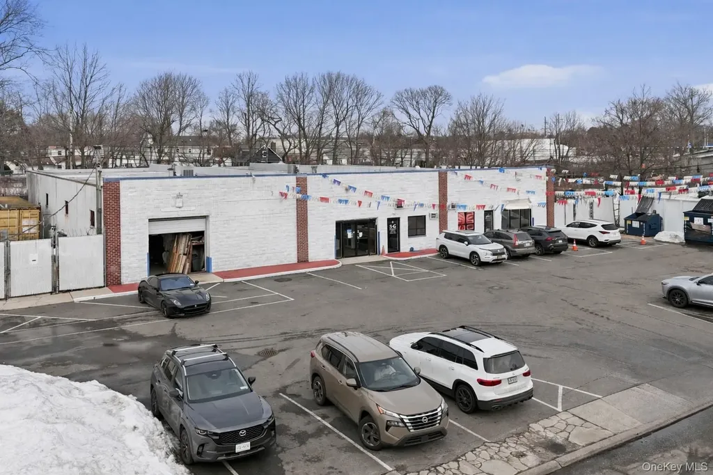 11 Pineaire Drive Bay Shore NY 11706