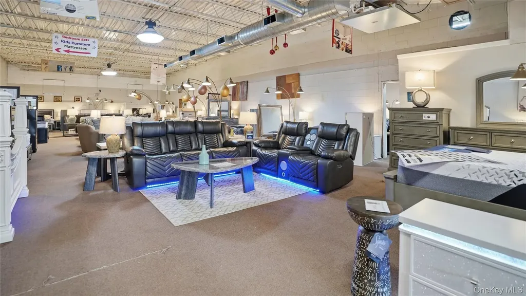 11 Pineaire Drive Bay Shore NY 11706