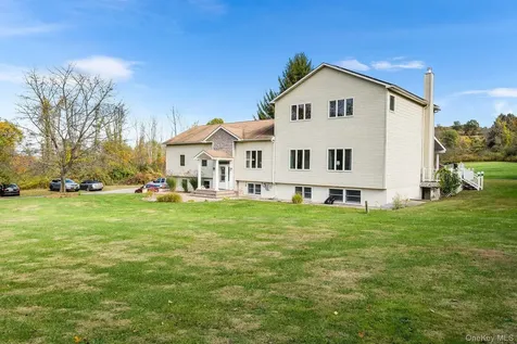 658 Waterbury Hill Road Lagrangeville NY 12540
