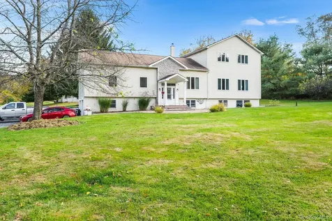 658 Waterbury Hill Road Lagrangeville NY 12540