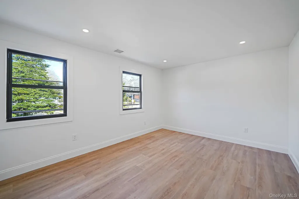 426 Lucerne Avenue Shirley NY 11967