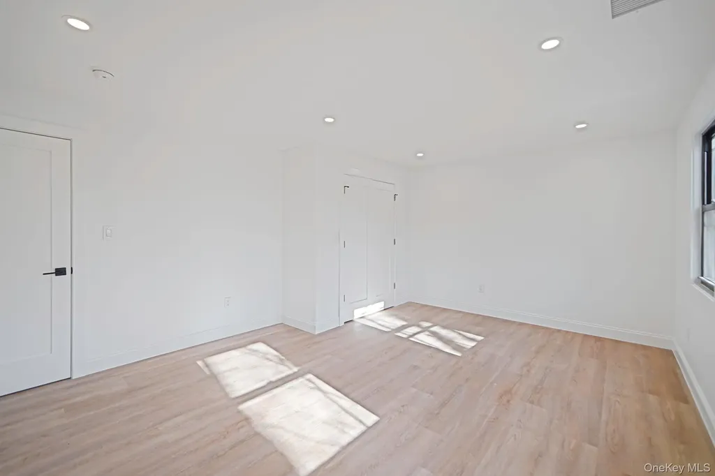426 Lucerne Avenue Shirley NY 11967