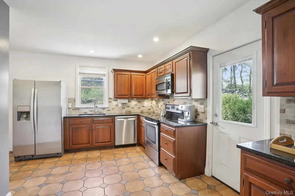 101 Spring Valley Road Ossining NY 10562