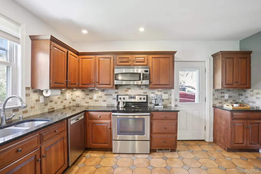 101 Spring Valley Road Ossining NY 10562