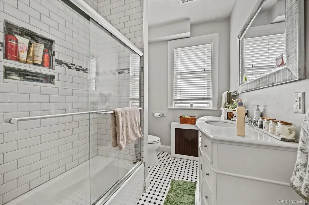 232 Westchester Avenue Mount Vernon NY 10552
