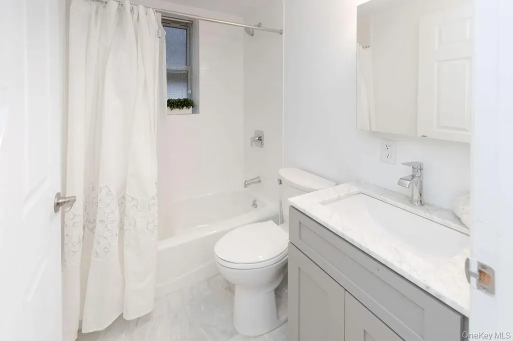 1 Hawley Terrace Yonkers NY 10701