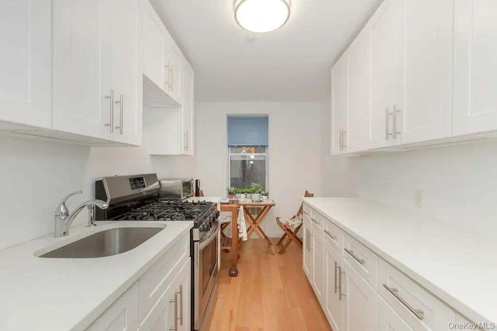 1 Hawley Terrace Yonkers NY 10701