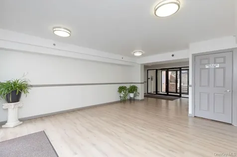 1 Hawley Terrace Yonkers NY 10701