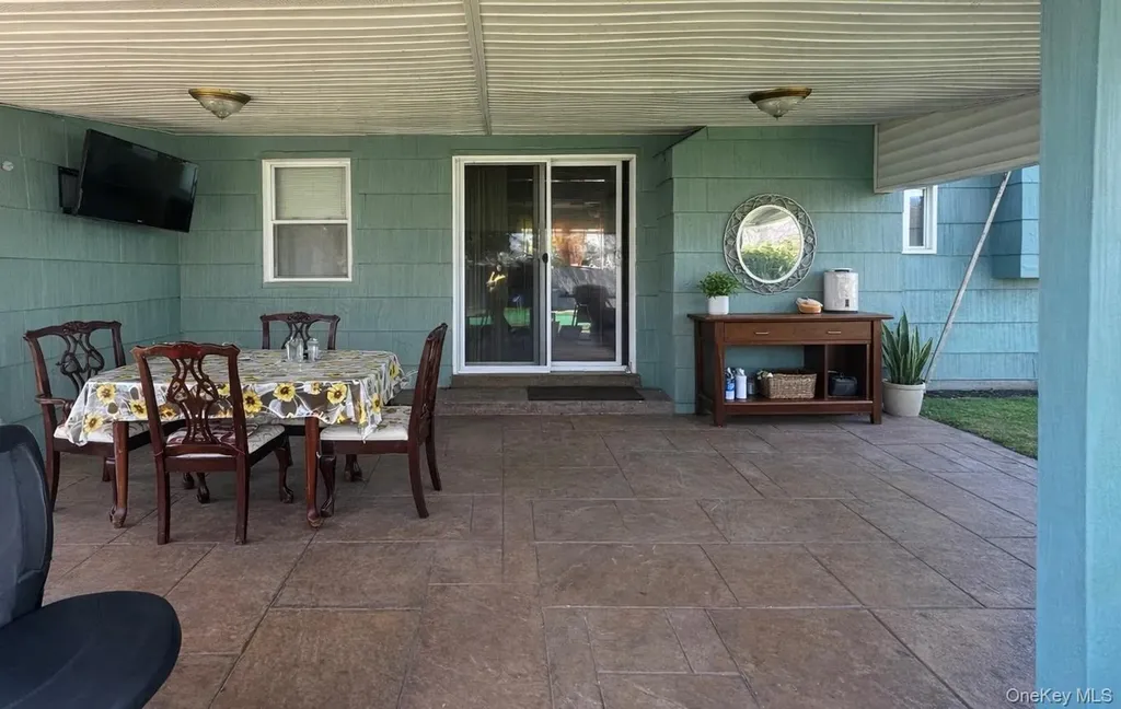 1327 Brooklyn Boulevard Bay Shore NY 11706