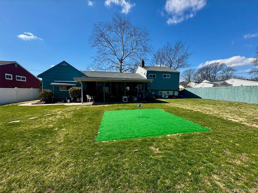 1327 Brooklyn Boulevard Bay Shore NY 11706