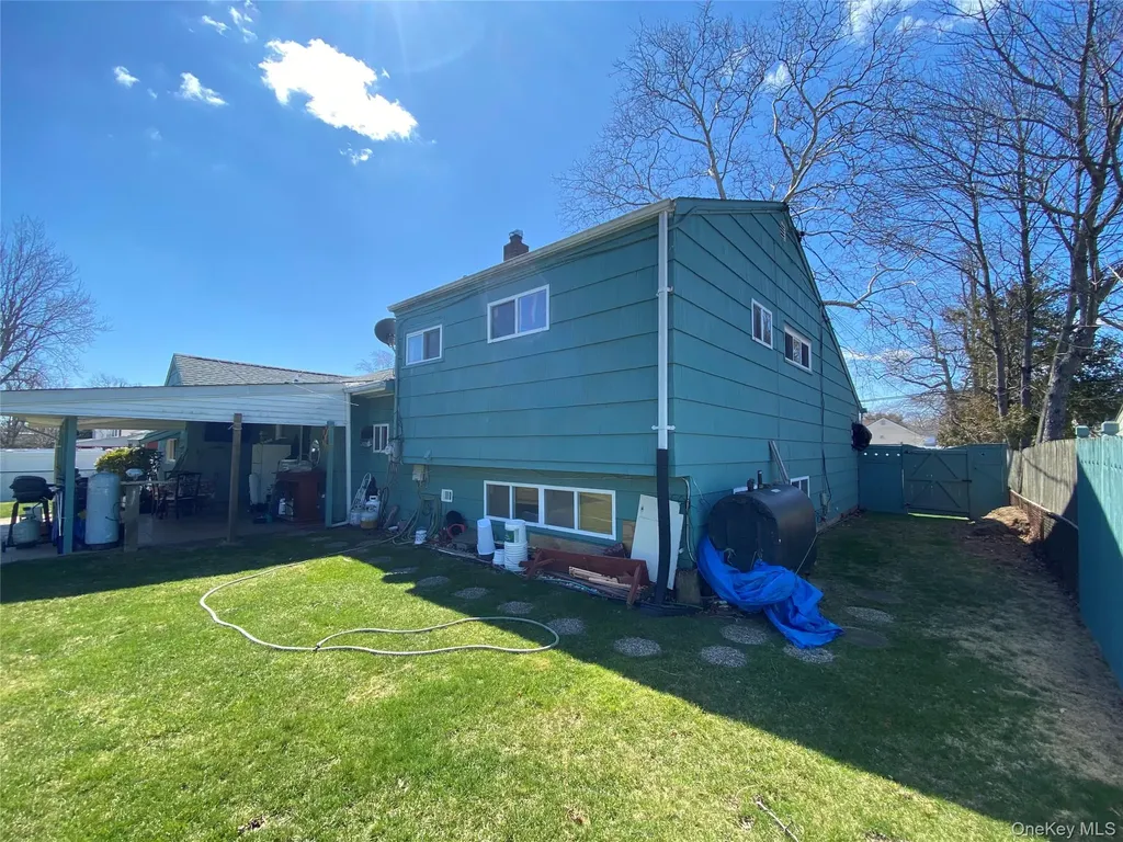 1327 Brooklyn Boulevard Bay Shore NY 11706