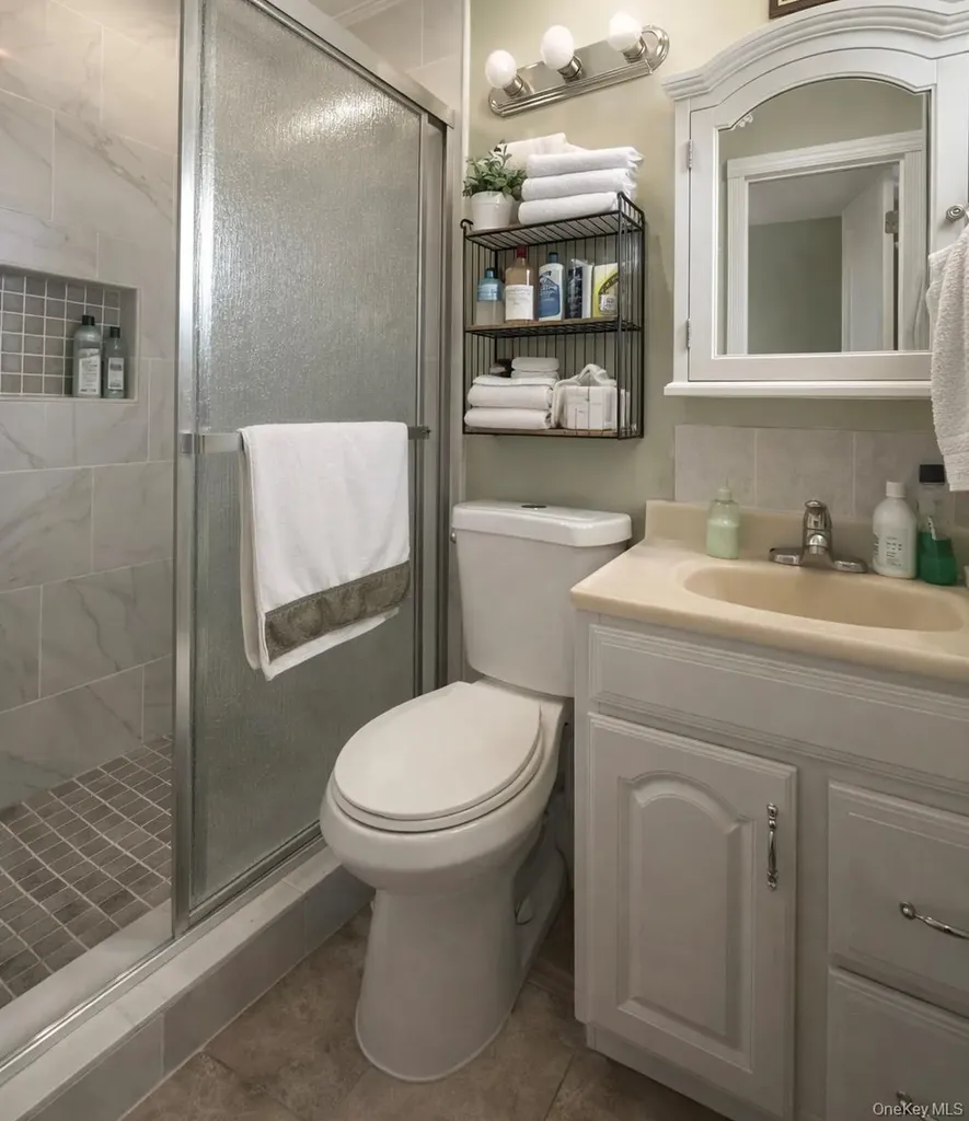 1327 Brooklyn Boulevard Bay Shore NY 11706