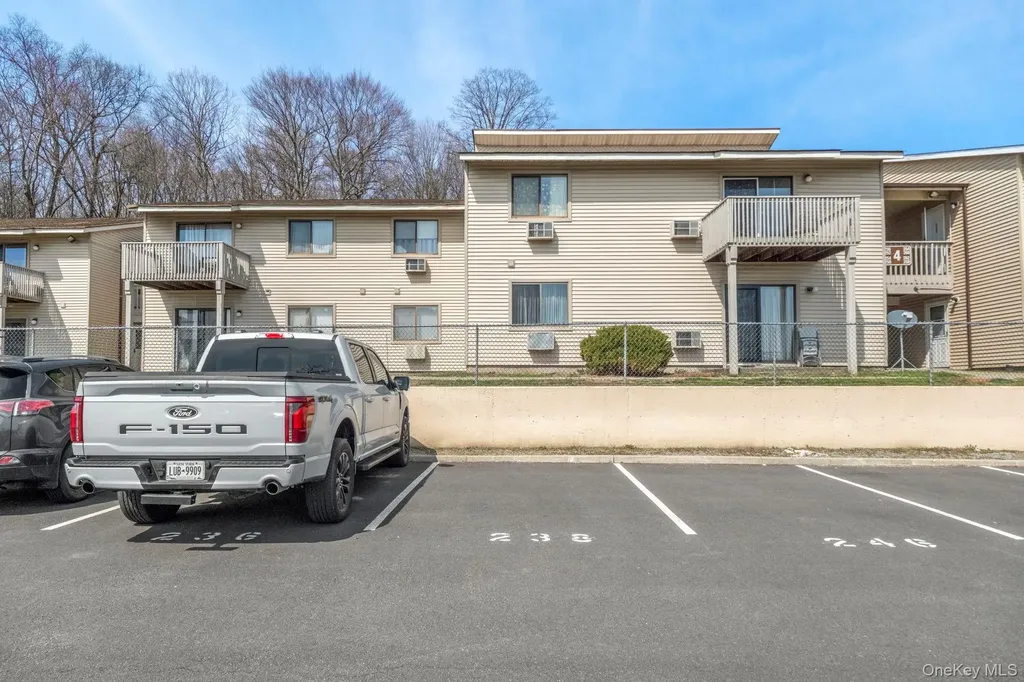 238 Concord Lane Middletown NY 10940