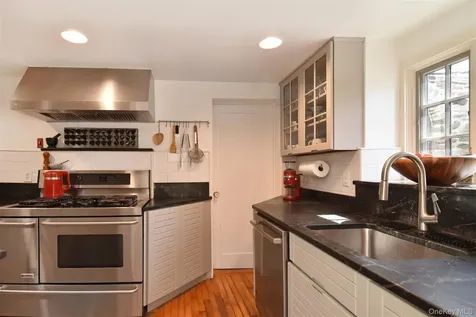 116 Potter Road Scarsdale NY 10583
