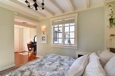 116 Potter Road Scarsdale NY 10583