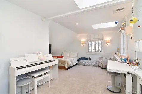 116 Potter Road Scarsdale NY 10583