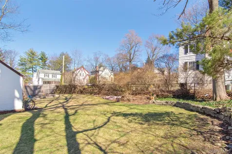 116 Potter Road Scarsdale NY 10583