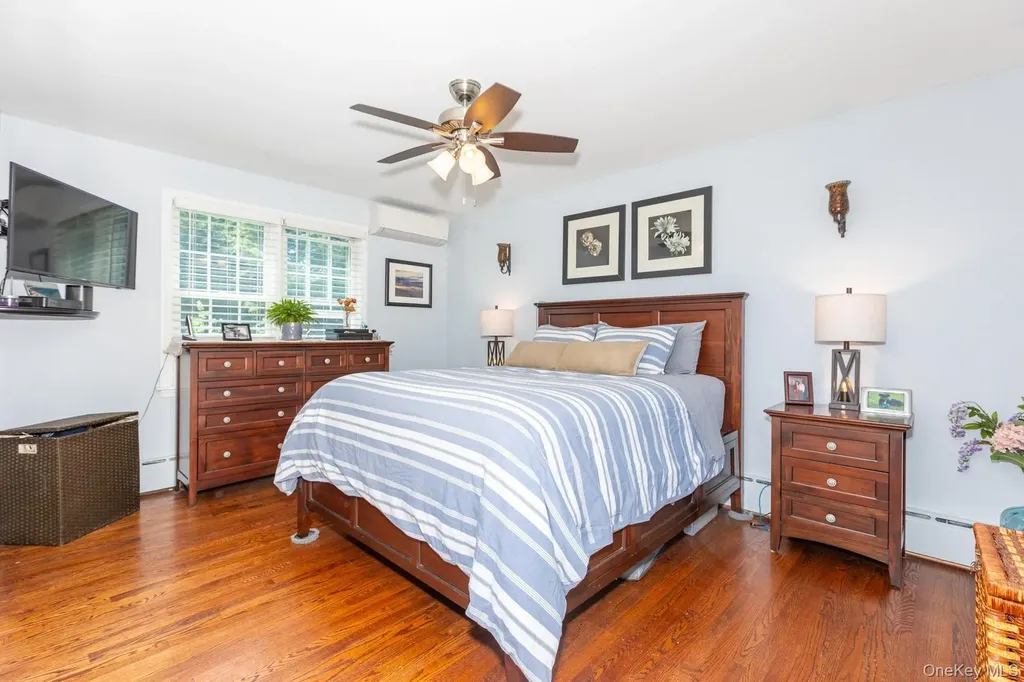 816 Main Street Islip NY 11751