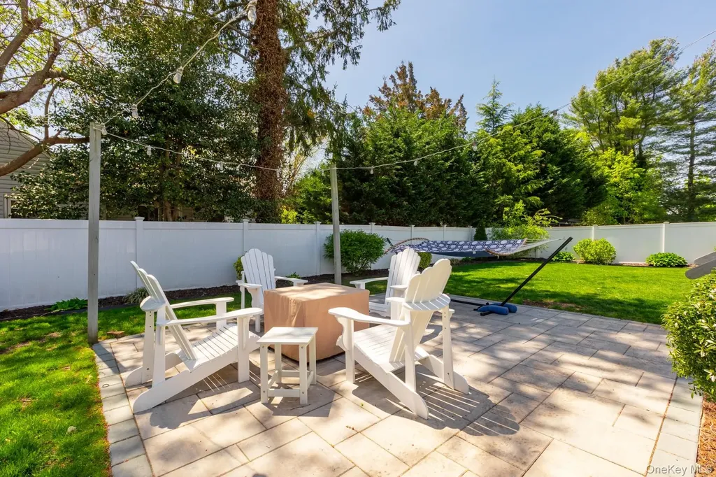 816 Main Street Islip NY 11751