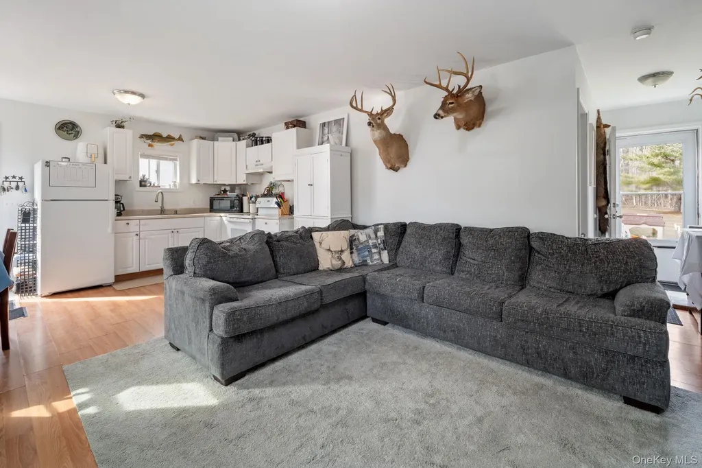 1677 State Route 145 Call Listing Agent NY 12122