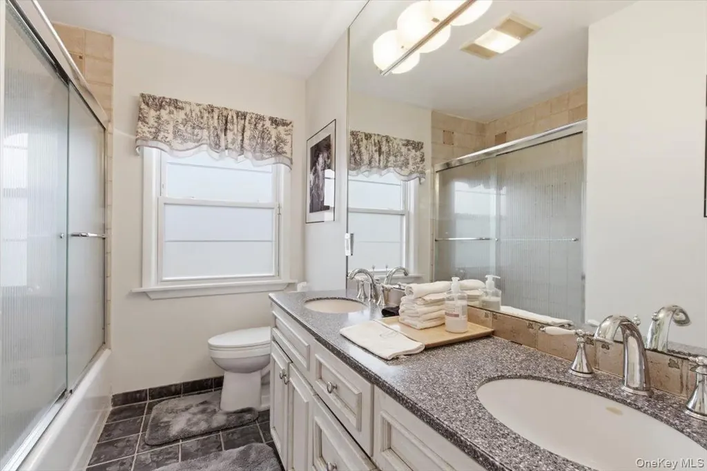 5 Avis Drive New Rochelle NY 10804