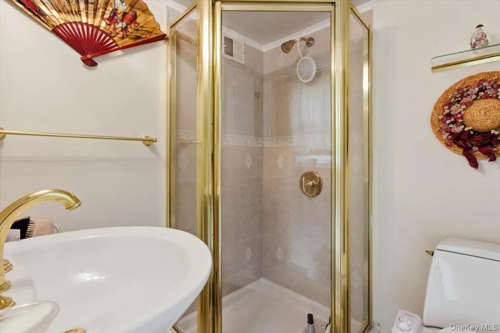5 Avis Drive New Rochelle NY 10804