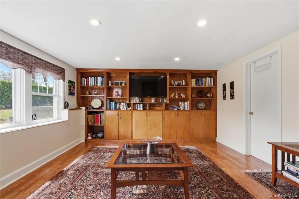 5 Avis Drive New Rochelle NY 10804