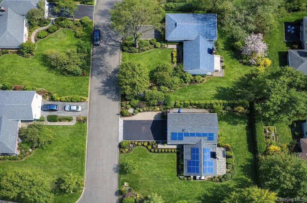 5 Avis Drive New Rochelle NY 10804