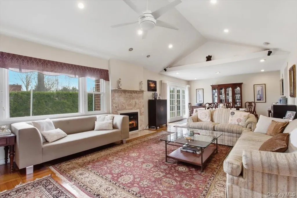 5 Avis Drive New Rochelle NY 10804