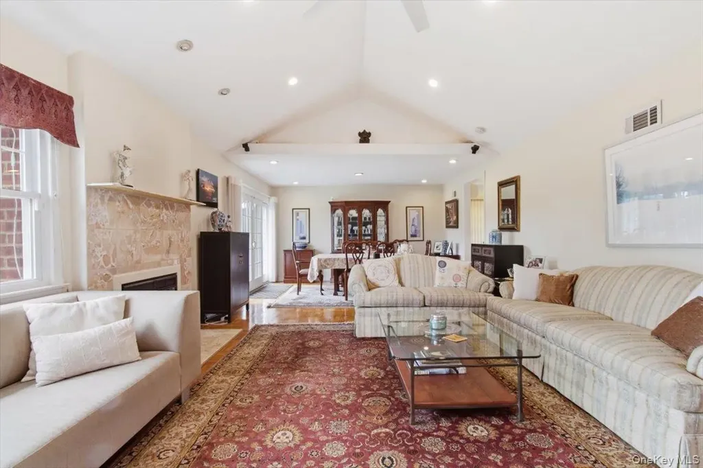 5 Avis Drive New Rochelle NY 10804