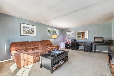 16 Meadow Road Cortlandt Manor NY 10548