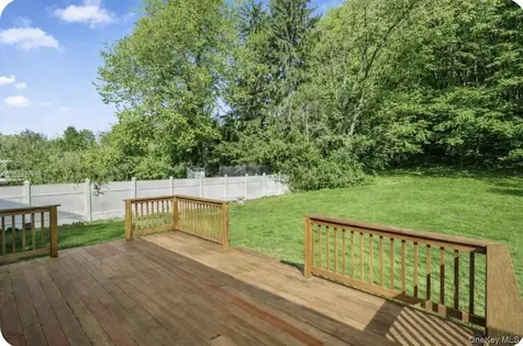 16 Meadow Road Cortlandt Manor NY 10548