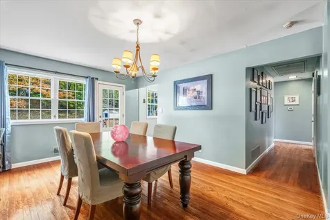 16 Meadow Road Cortlandt Manor NY 10548