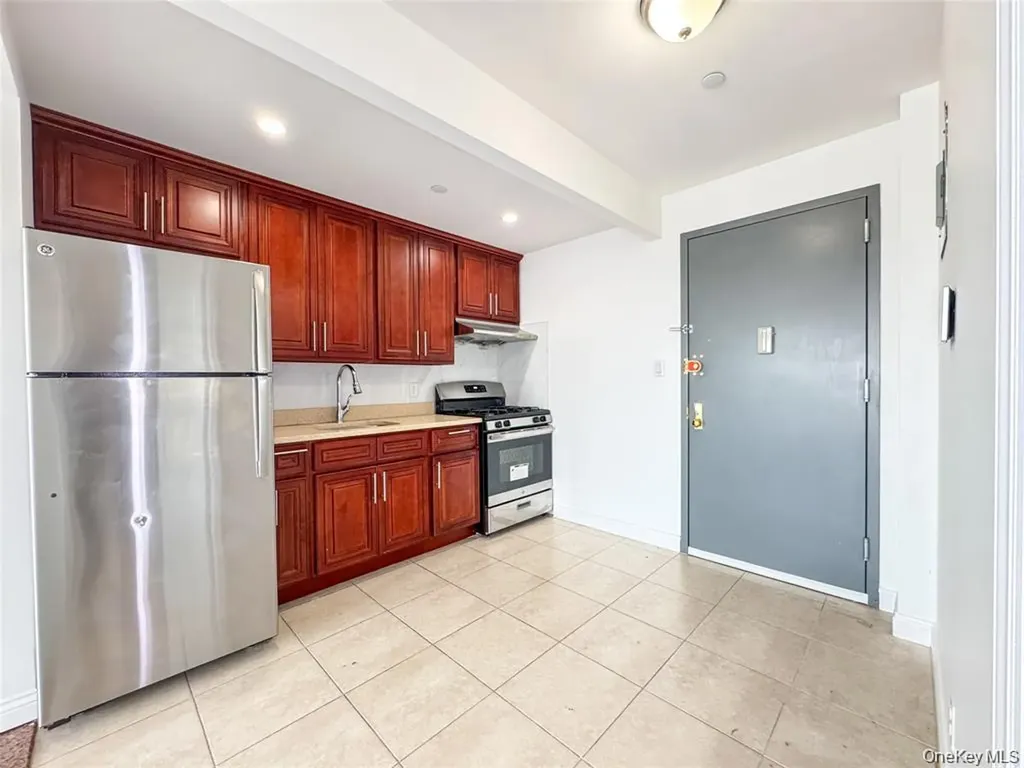 7026 Queens Boulevard Woodside NY 11377