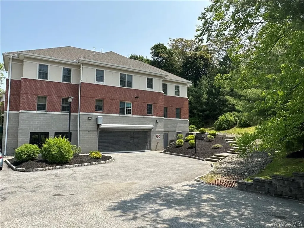 75 Quaker Avenue Cornwall NY 12518
