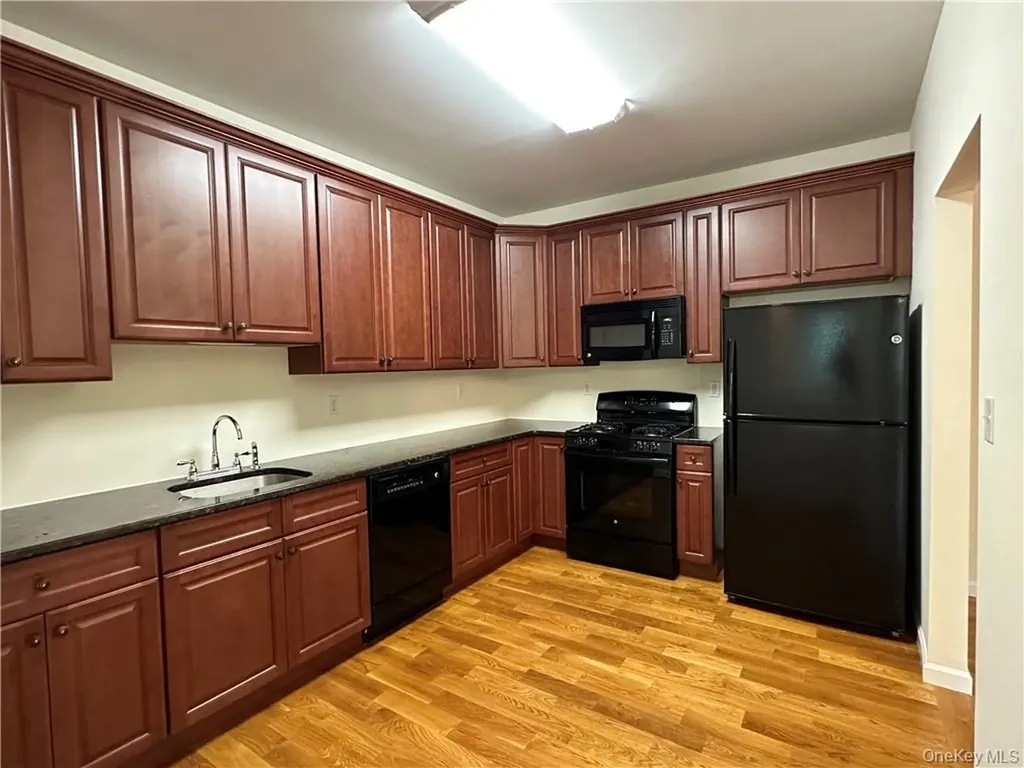75 Quaker Avenue Cornwall NY 12518