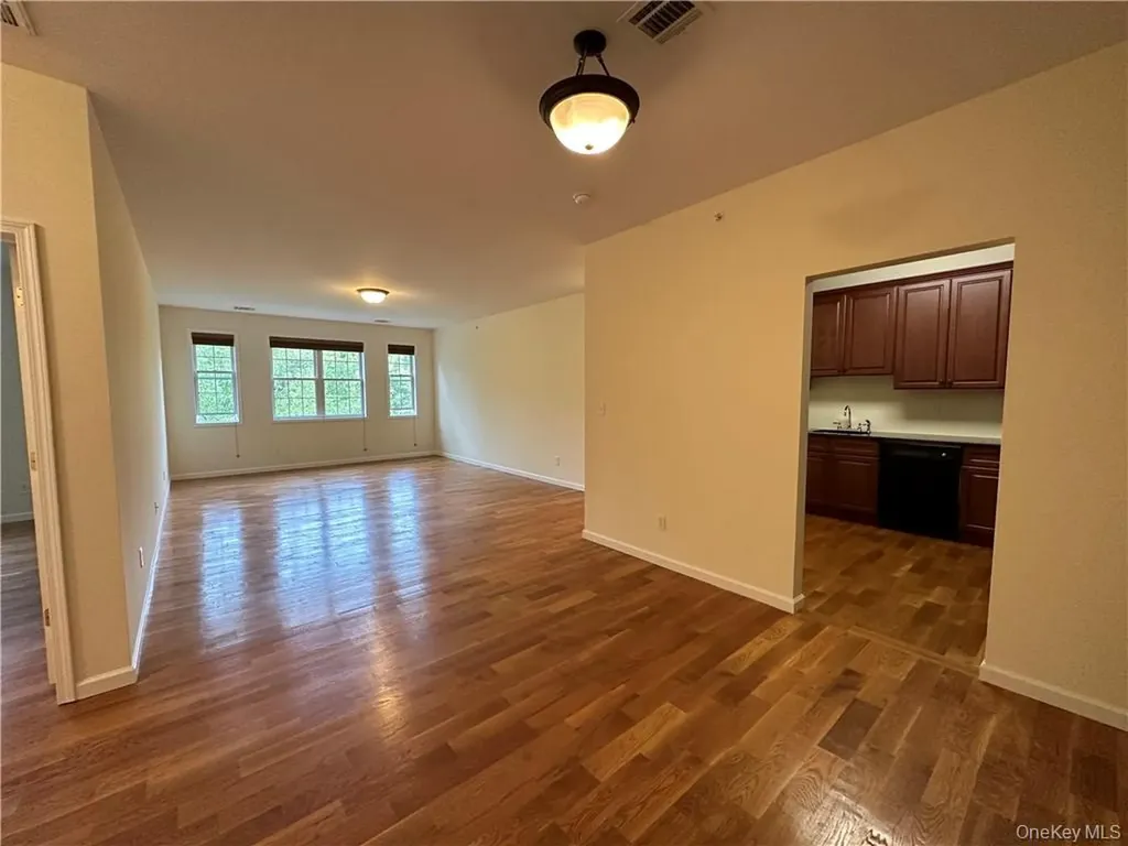 75 Quaker Avenue Cornwall NY 12518