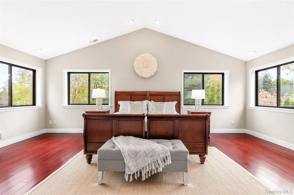 3 Lakeside Drive Rye NY 10580