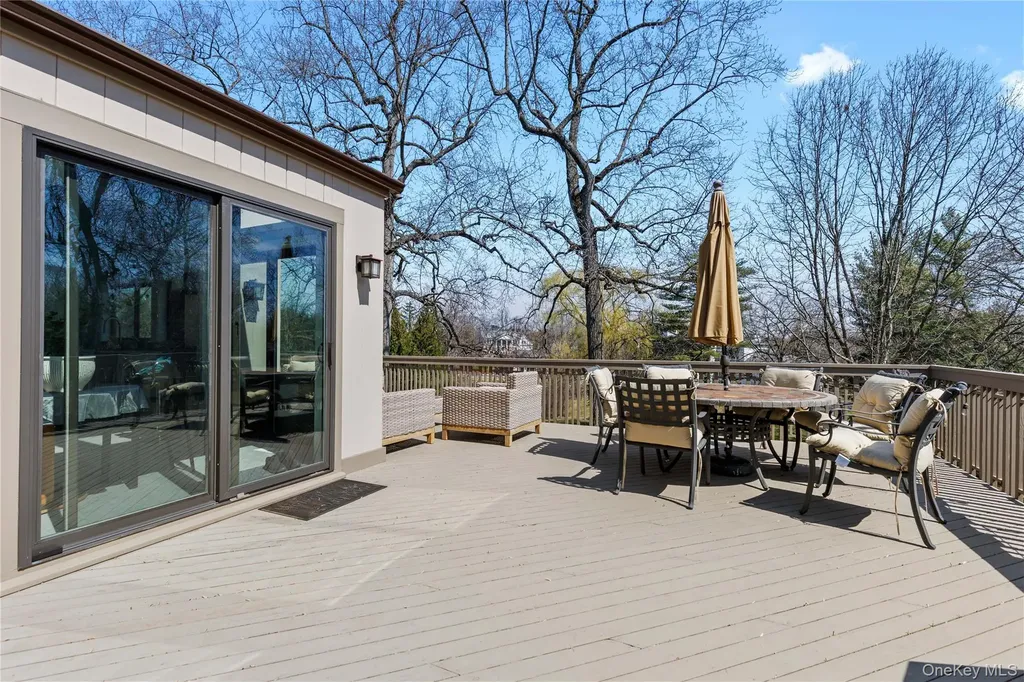 3 Lakeside Drive Rye NY 10580