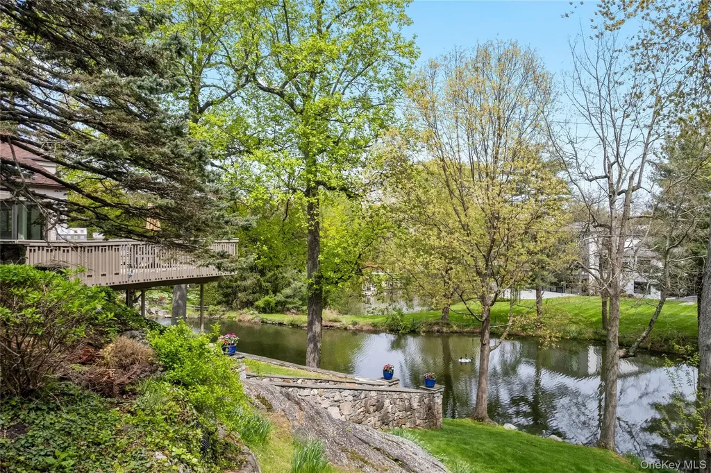 3 Lakeside Drive Rye NY 10580